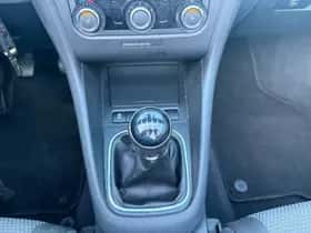 Volkswagen Golf (2011) thumbnail 18