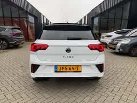Volkswagen T-Roc (2024) thumbnail 7