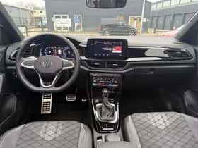 Volkswagen T-Roc (2024) thumbnail 10