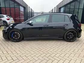 Volkswagen Golf (2017) thumbnail 4