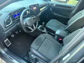 Volkswagen T-Roc (2023) thumbnail 12