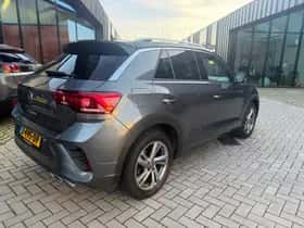 Volkswagen T-Roc (2023) thumbnail 6