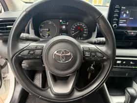 Toyota Yaris (2022) thumbnail 14