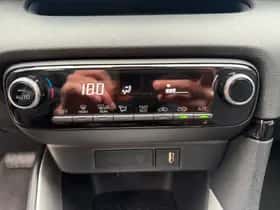 Toyota Yaris (2022) thumbnail 19
