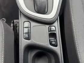 Toyota Yaris (2022) thumbnail 21