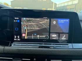 Volkswagen Golf (2023) thumbnail 18