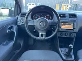 Volkswagen Polo (2012) thumbnail 10