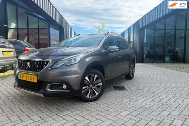 Peugeot 2008 (2016) thumbnail 2