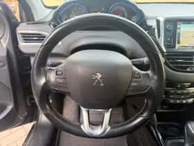 Peugeot 2008 (2016) thumbnail 11