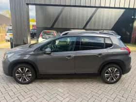 Peugeot 2008 (2016) thumbnail 3
