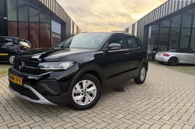 Volkswagen T-Cross (2024) thumbnail 2
