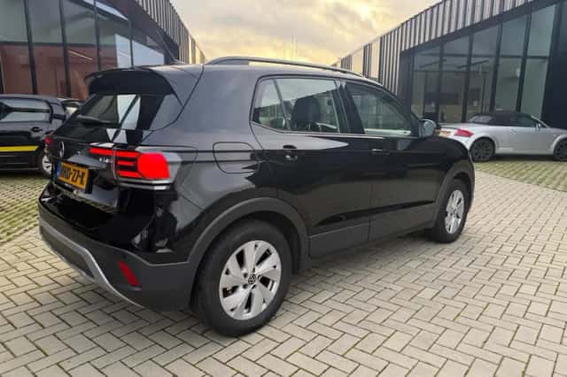 Volkswagen T-Cross (2024) thumbnail 5