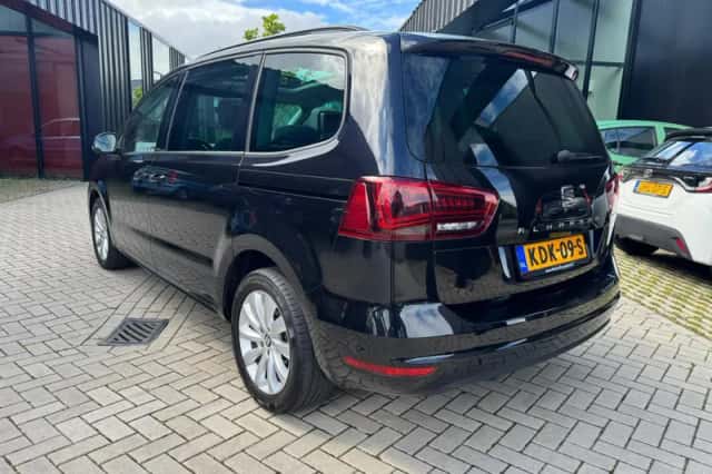 SEAT Alhambra (2021) thumbnail 6
