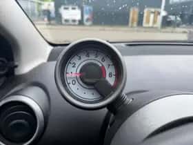 Peugeot 107 (2009) thumbnail 13