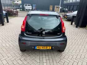 Peugeot 107 (2009) thumbnail 4