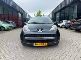 Peugeot 107 (2009) thumbnail 6