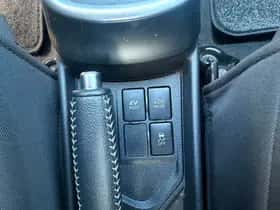 Toyota Yaris (2015) thumbnail 22