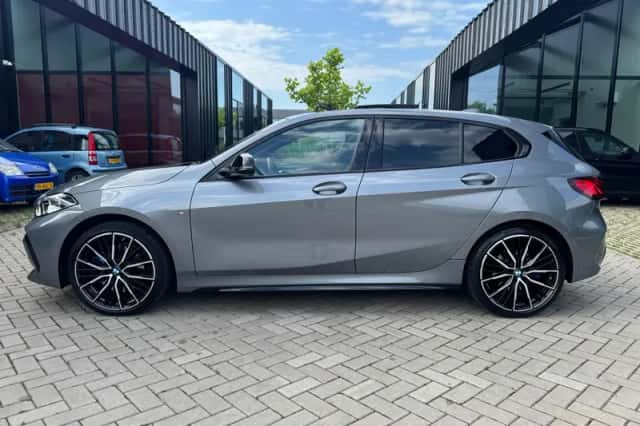 BMW 1-Serie (2023) thumbnail 4