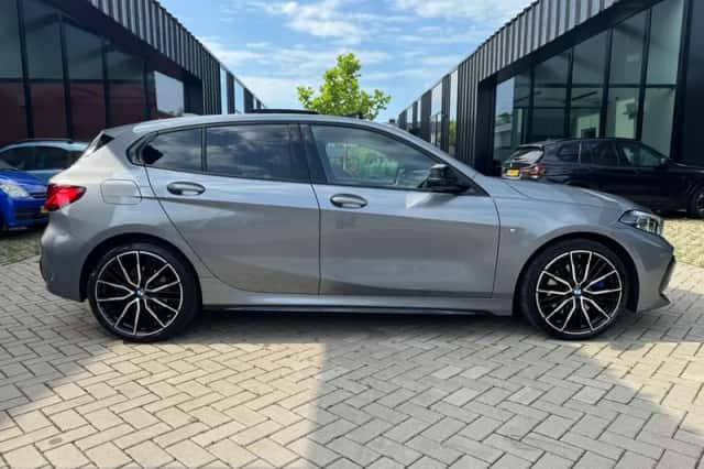BMW 1-Serie (2023) thumbnail 5