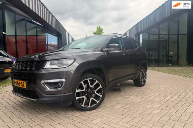 Jeep Compass (2018) thumbnail 2