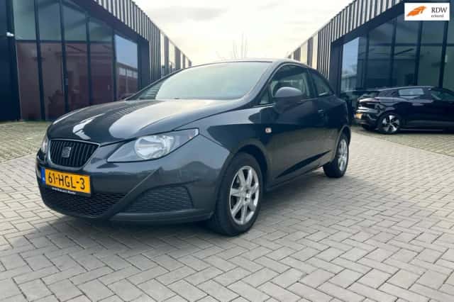 SEAT Ibiza (2008) thumbnail 2