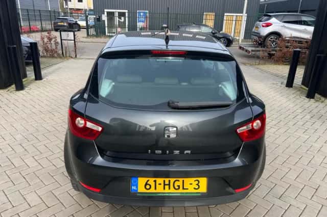 SEAT Ibiza (2008) thumbnail 4