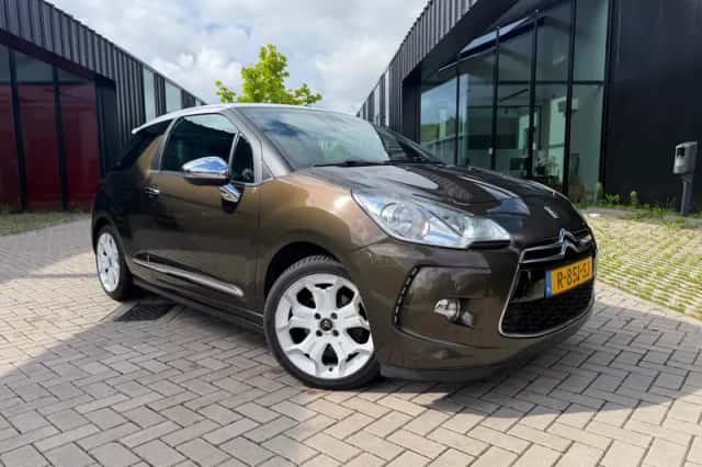 Citroën DS3 (2012) thumbnail 3