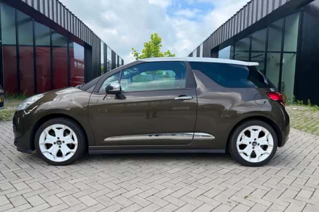 Citroën DS3 (2012) thumbnail 4