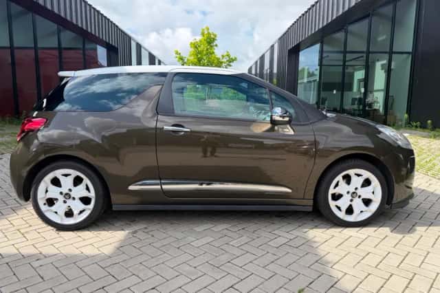 Citroën DS3 (2012) thumbnail 5