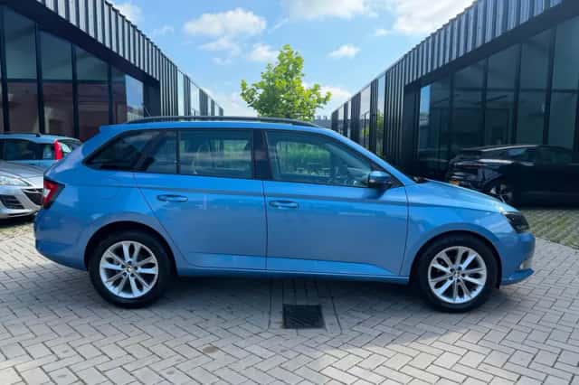 Škoda Fabia (2015) thumbnail 5
