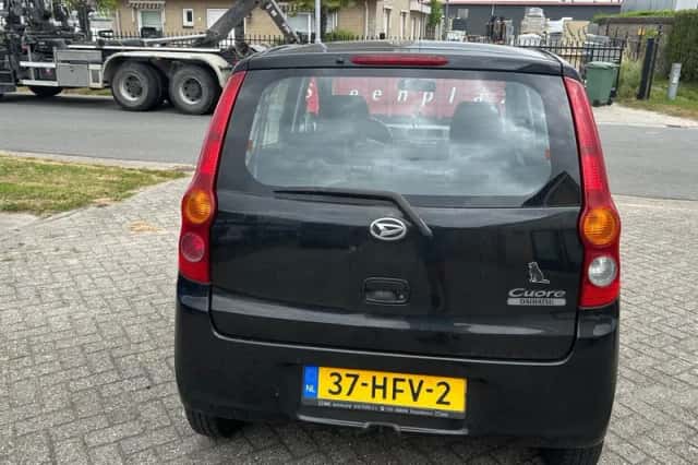 Daihatsu Cuore (2008) thumbnail 4