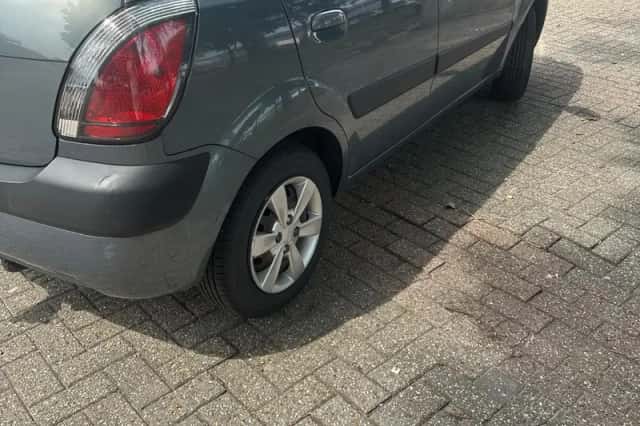 Kia Rio (2009) thumbnail 4