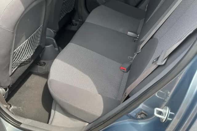Kia Rio (2009) thumbnail 6