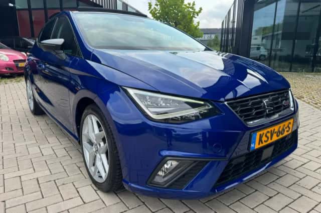 SEAT Ibiza (2018) thumbnail 3