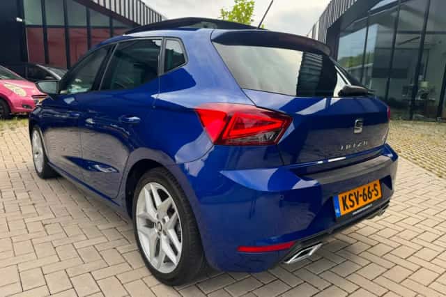 SEAT Ibiza (2018) thumbnail 5