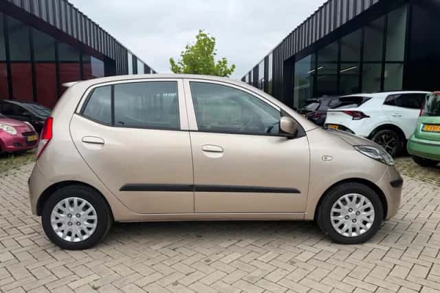 Hyundai i10 (2008) thumbnail 5