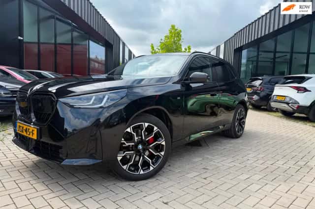 BMW X3 30e xDrive M-Sport Pano HUD H/K 1 Eig Auto (2026) thumbnail 2