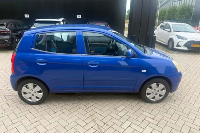 Kia Picanto (2004) thumbnail 4