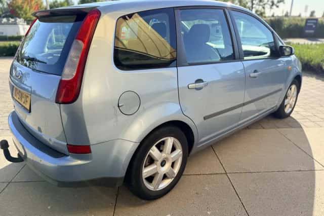 Ford Focus (2006) thumbnail 5