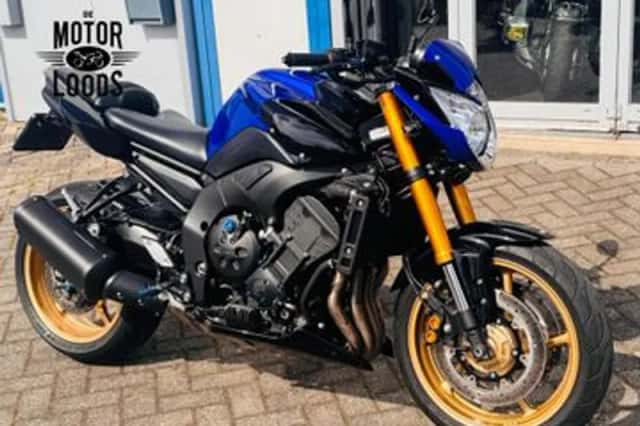 YAMAHA FZ (2012) thumbnail 1