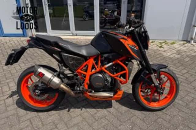 KTM 690 (2016) thumbnail 2