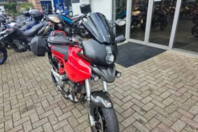 DUCATI MULTISTRADA (2006) thumbnail 2