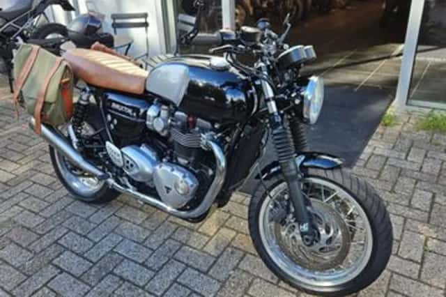 TRIUMPH THRUXTON (2016) thumbnail 2