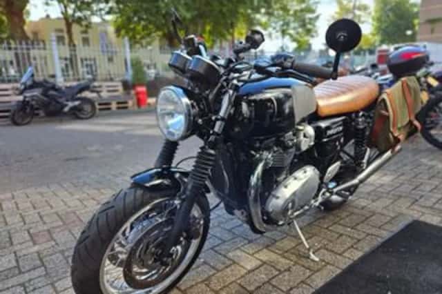 TRIUMPH THRUXTON (2016) thumbnail 4