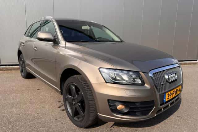 Audi Q5 (2011) thumbnail 1