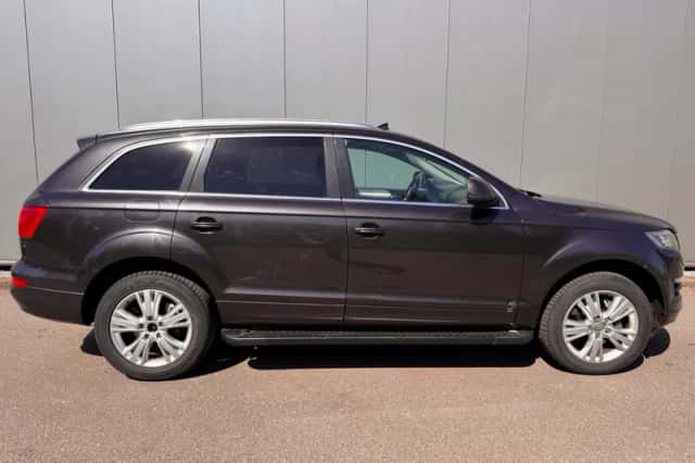 Audi Q7 (2010) thumbnail 3