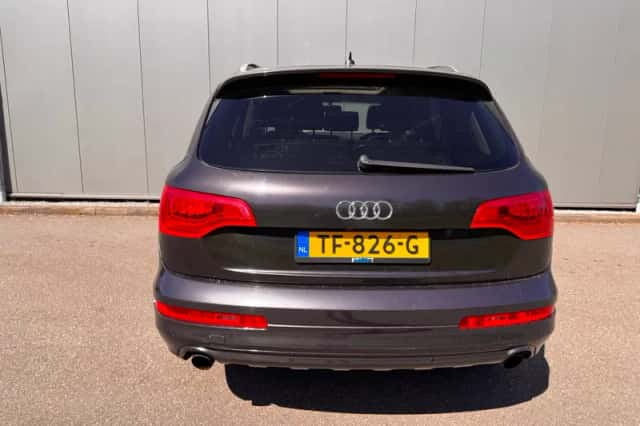 Audi Q7 (2010) thumbnail 6