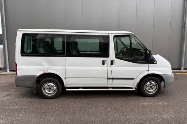 Ford Transit (2010) thumbnail 3
