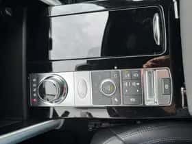 Land Rover Discovery (2018) thumbnail 12