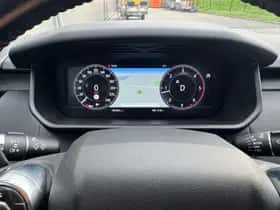 Land Rover Discovery (2018) thumbnail 7